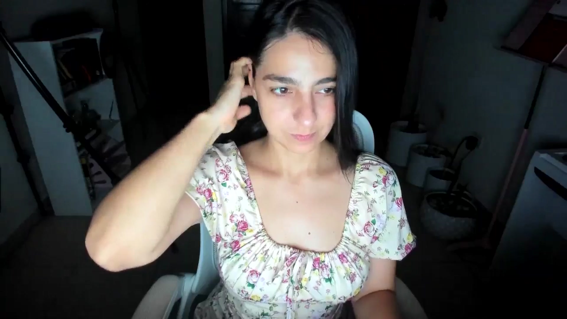 Gallery image thumbnail from anarossanna's myfreecams stream on, 07/04/2025, 03:38 image 3 of 20