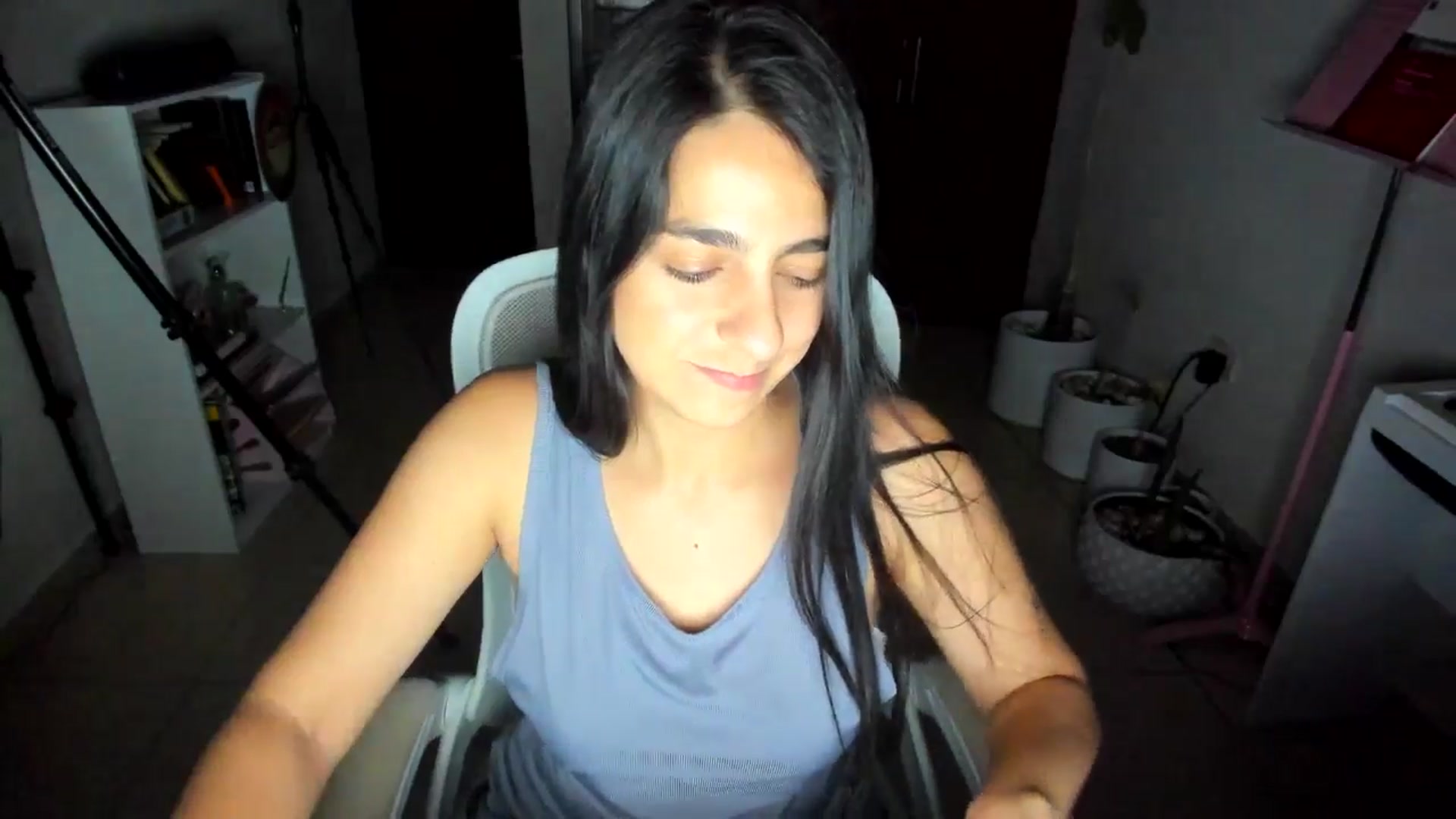 Gallery image thumbnail from anarossanna's myfreecams stream on, 07/05/2025, 03:11 image 5 of 20