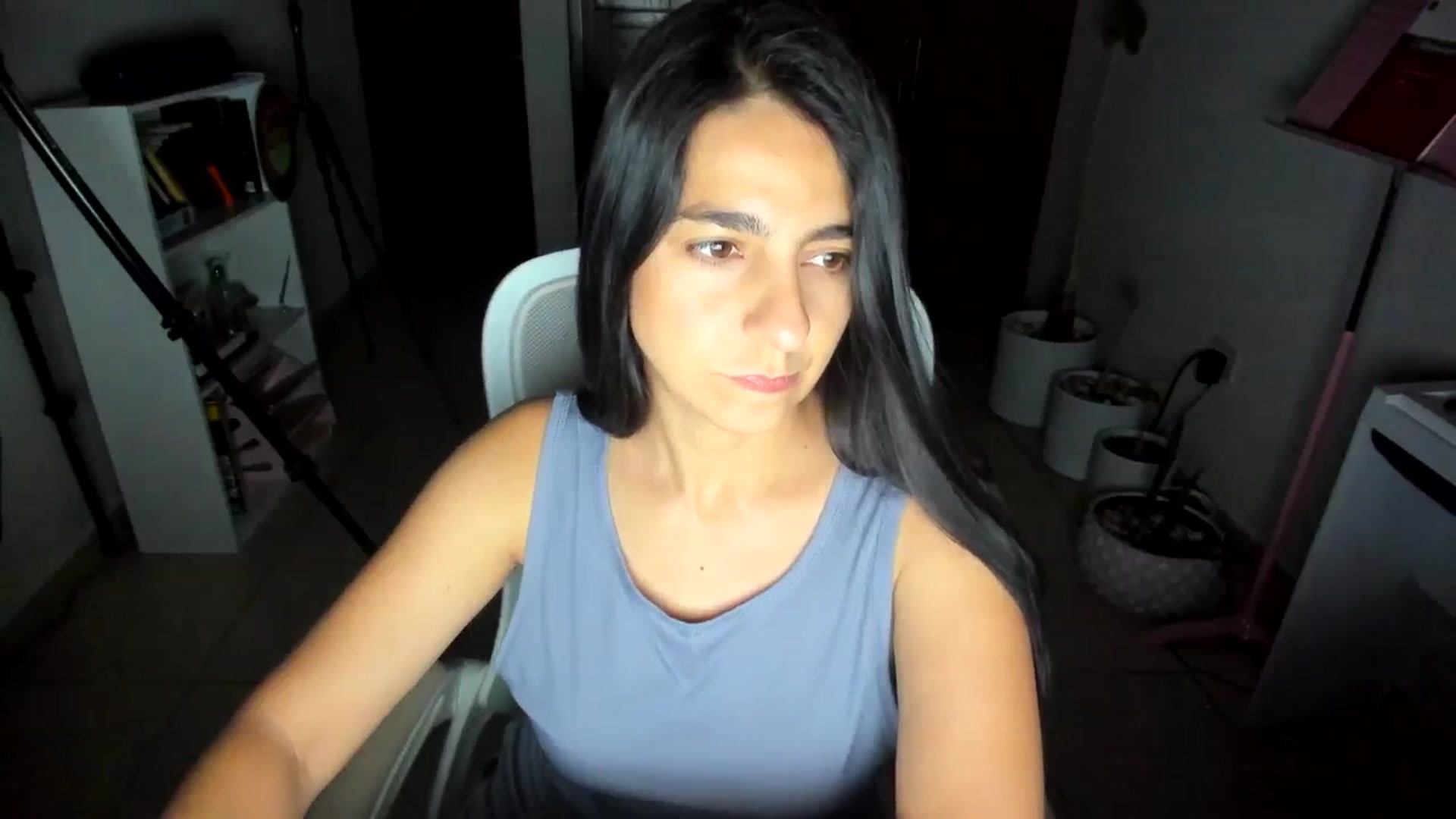 Gallery image thumbnail from anarossanna's myfreecams stream on, 07/05/2025, 03:11 image 2 of 20