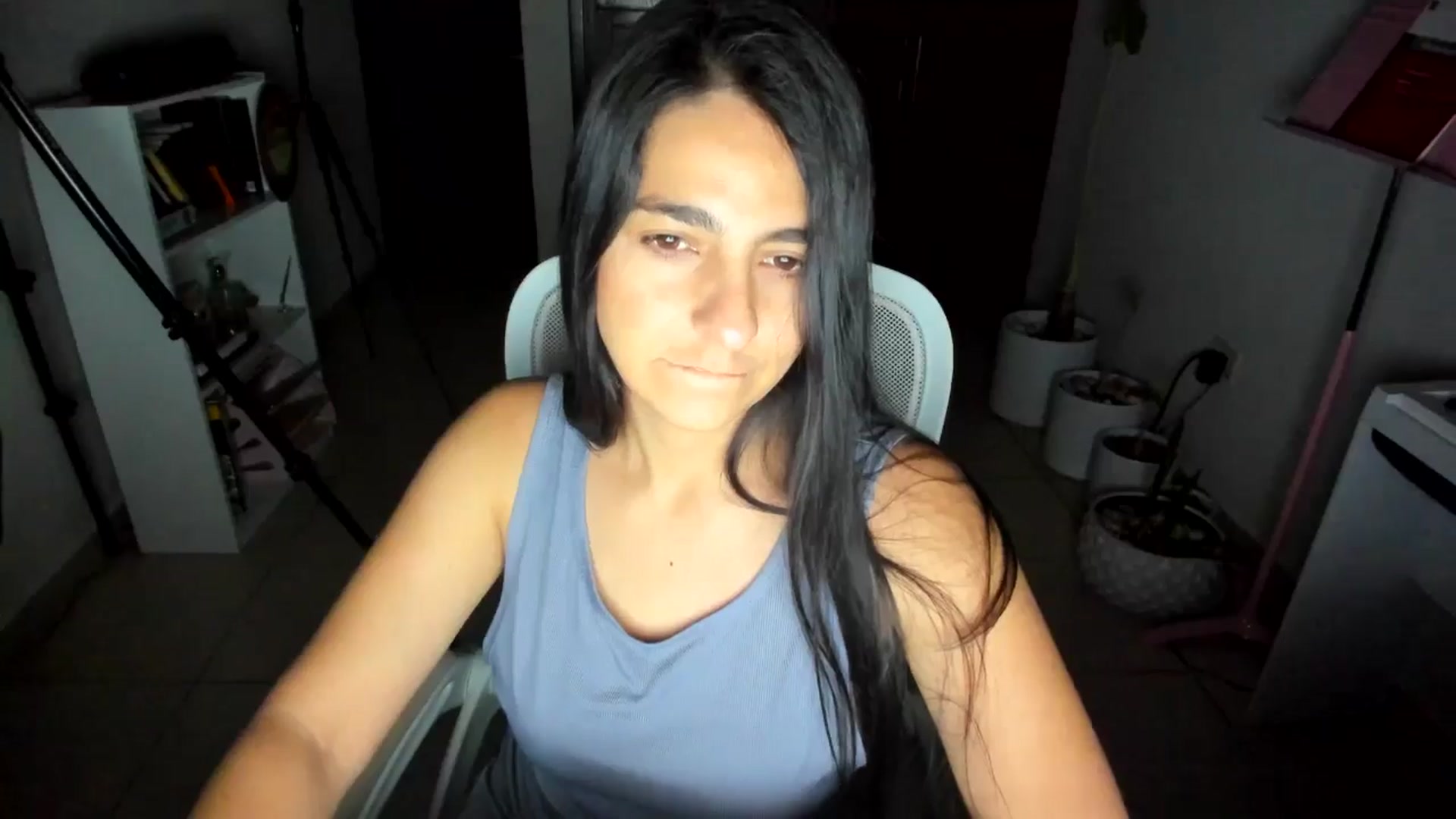 Gallery image thumbnail from anarossanna's myfreecams stream on, 07/05/2025, 03:11 image 4 of 20