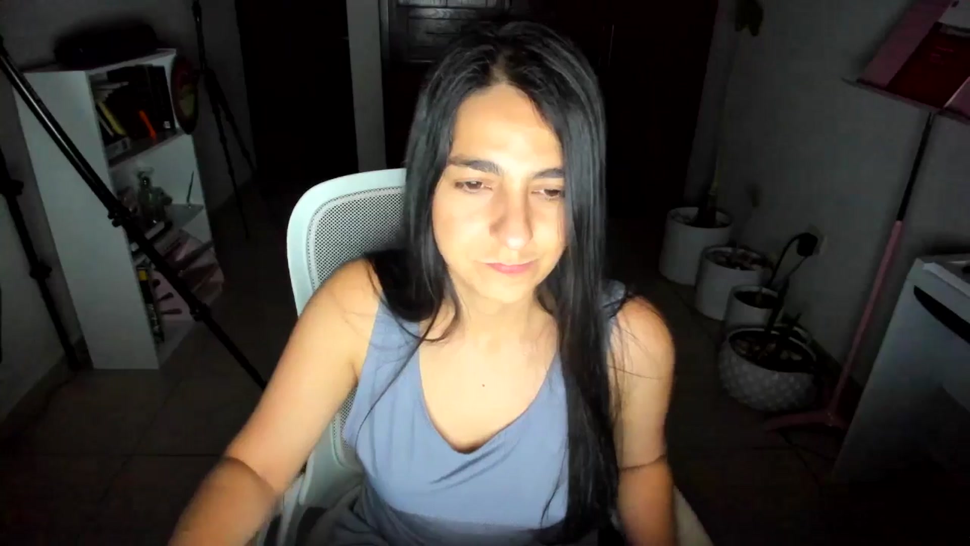 Gallery image thumbnail from anarossanna's myfreecams stream on, 07/05/2025, 03:41 image 2 of 20