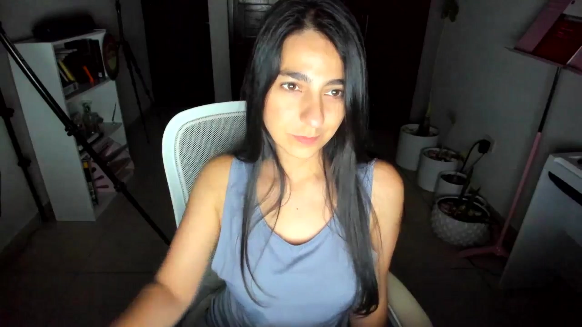 Gallery image thumbnail from anarossanna's myfreecams stream on, 07/05/2025, 03:41 image 17 of 20
