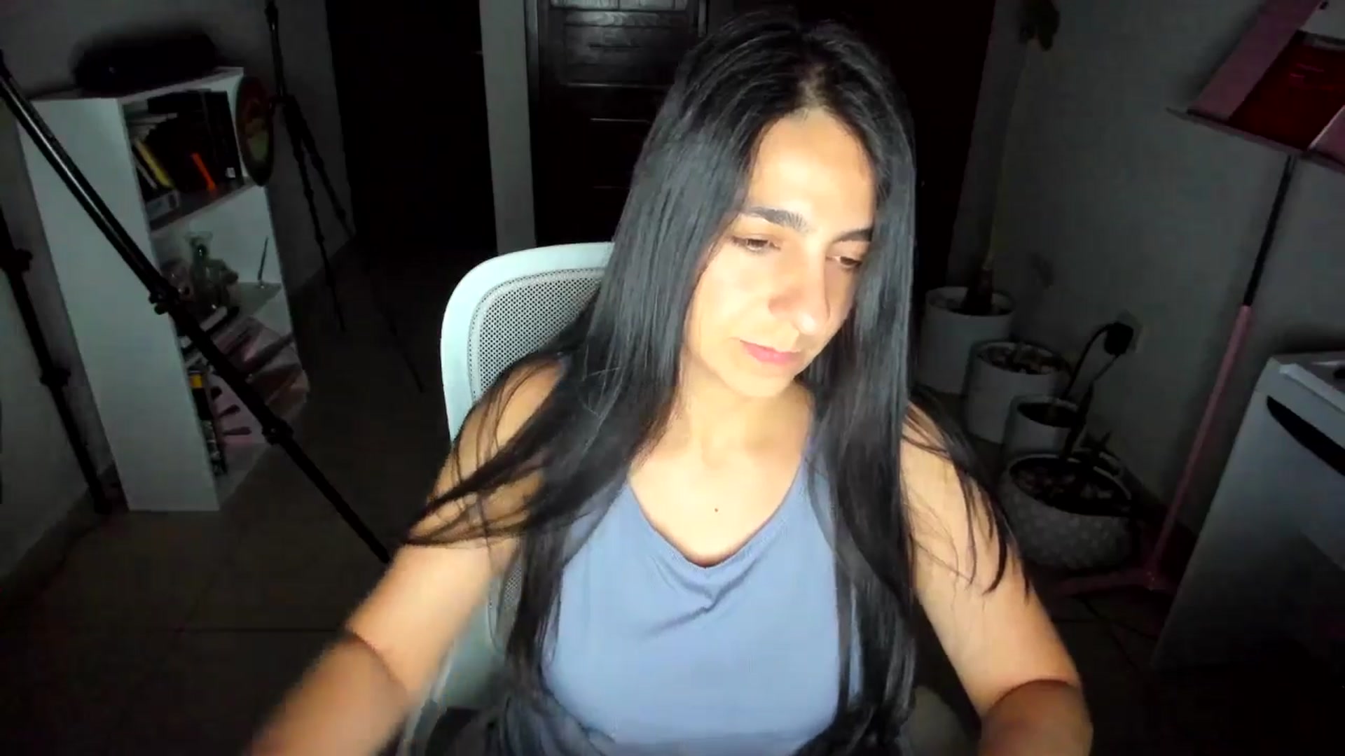 Gallery image thumbnail from anarossanna's myfreecams stream on, 07/05/2025, 03:41 image 18 of 20