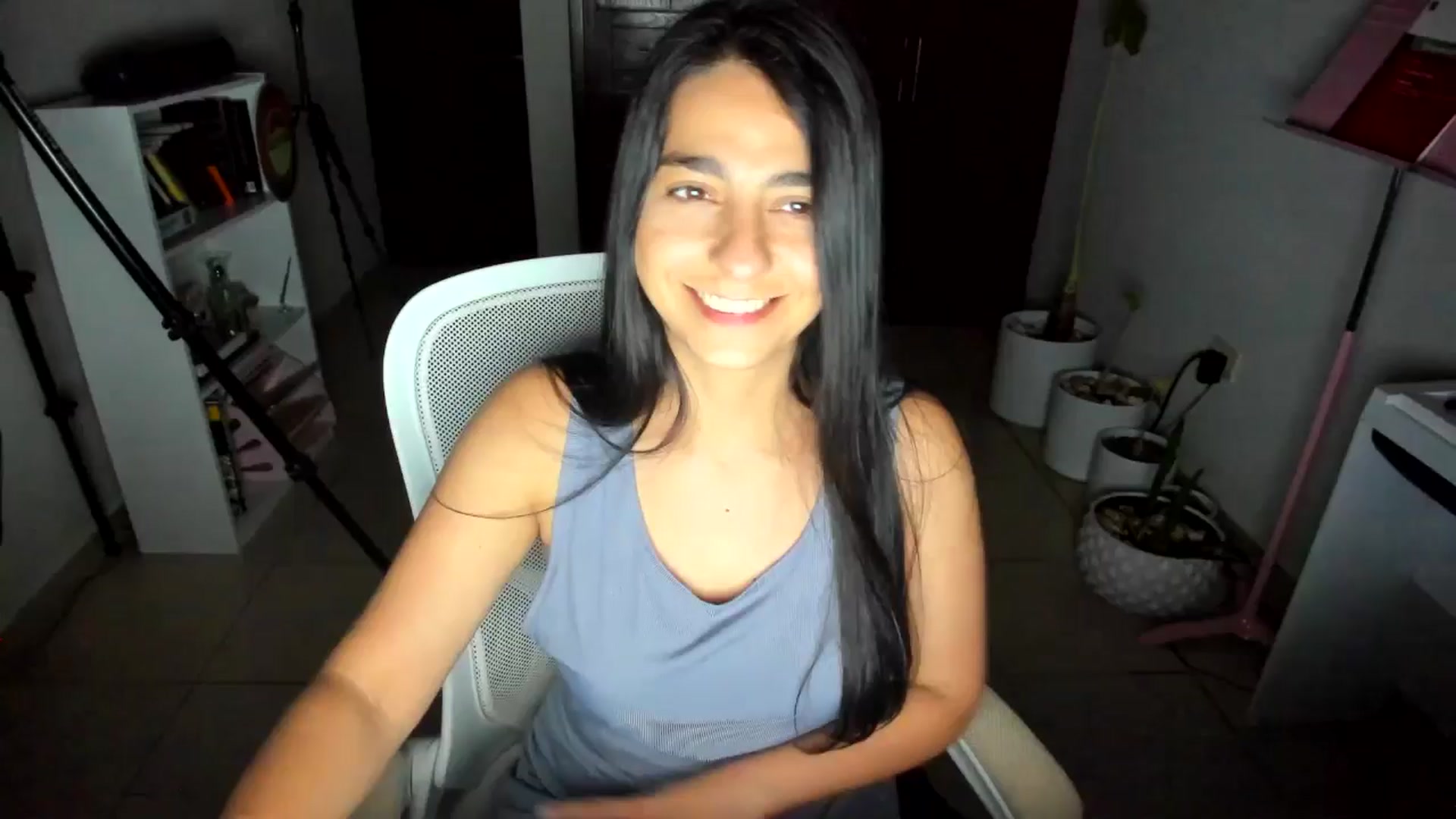 Gallery image thumbnail from anarossanna's myfreecams stream on, 07/05/2025, 03:41 image 1 of 20