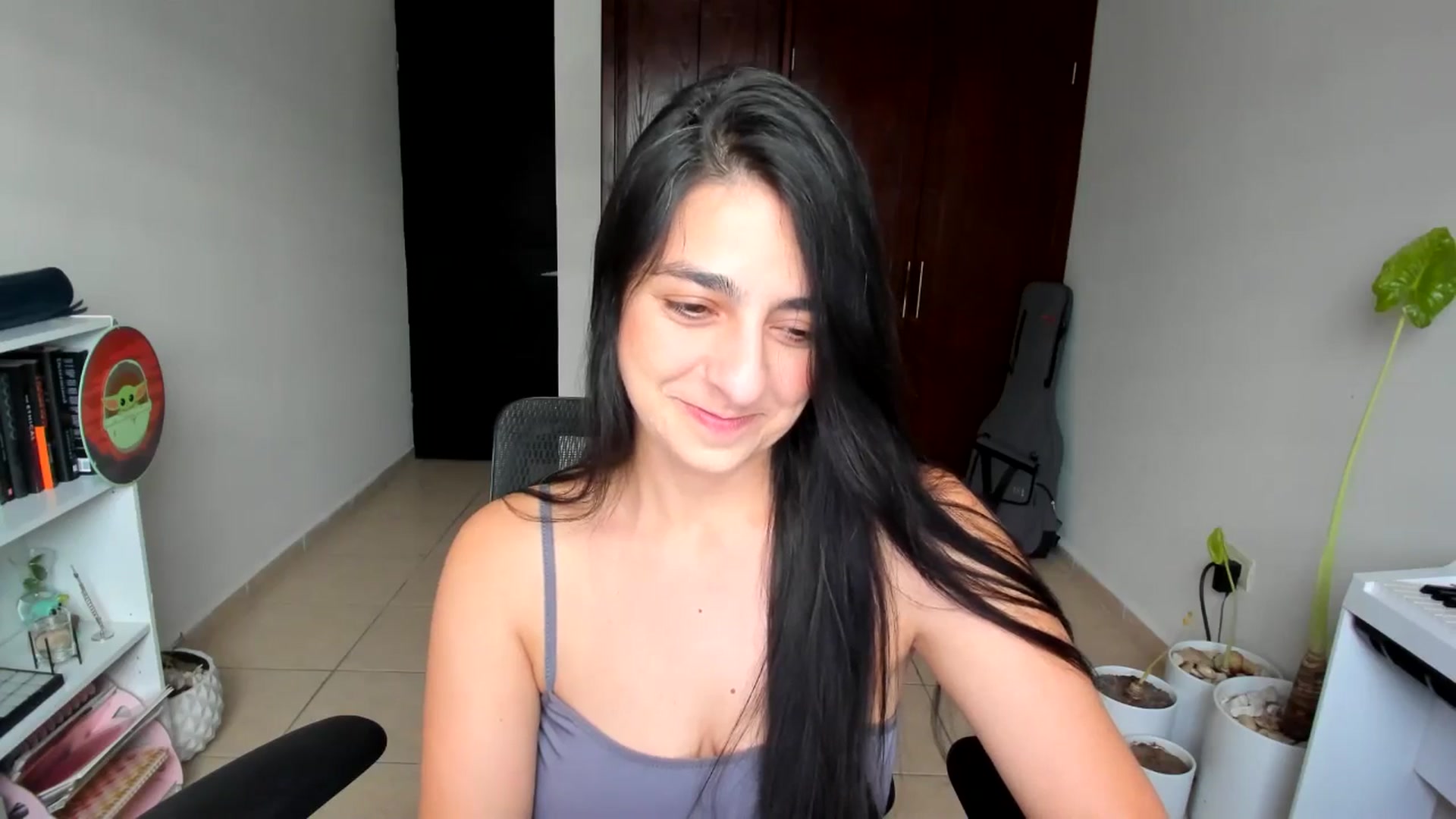 Gallery image thumbnail from anarossanna's myfreecams stream on, 07/07/2025, 24:00 image 20 of 20