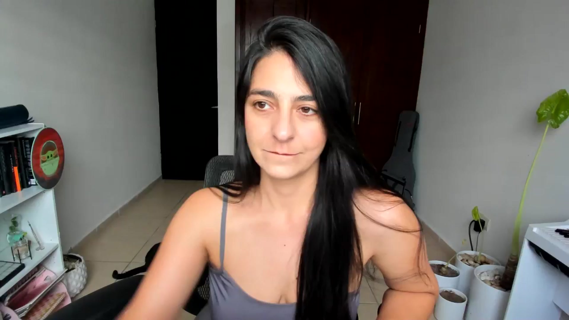 Gallery image thumbnail from anarossanna's myfreecams stream on, 07/07/2025, 24:00 image 11 of 20