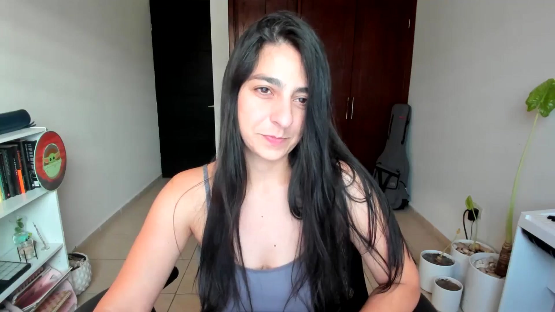 Gallery image thumbnail from anarossanna's myfreecams stream on, 07/07/2025, 01:18 image 15 of 20