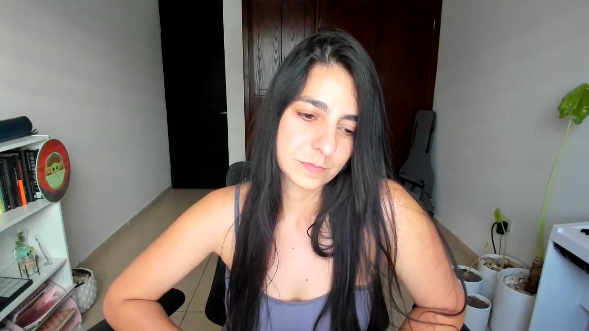 Gallery image thumbnail from anarossanna's myfreecams stream on, 07/07/2025, 01:18 image 17 of 20