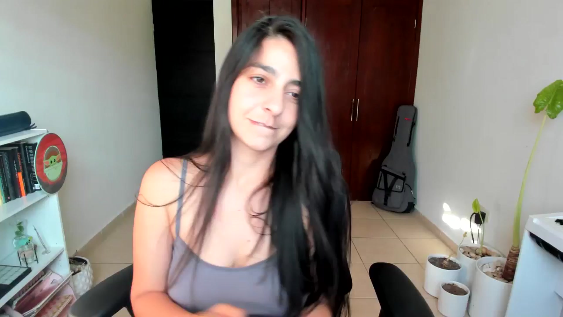 Gallery image thumbnail from anarossanna's myfreecams stream on, 07/07/2025, 01:18 image 8 of 20