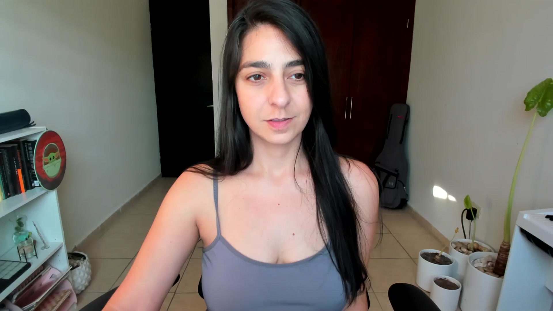 Gallery image thumbnail from anarossanna's myfreecams stream on, 07/07/2025, 01:18 image 11 of 20