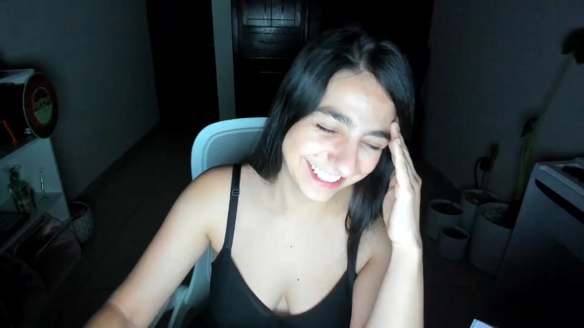 Gallery image thumbnail from anarossanna's myfreecams stream on, 07/12/2025, 03:36 image 13 of 20