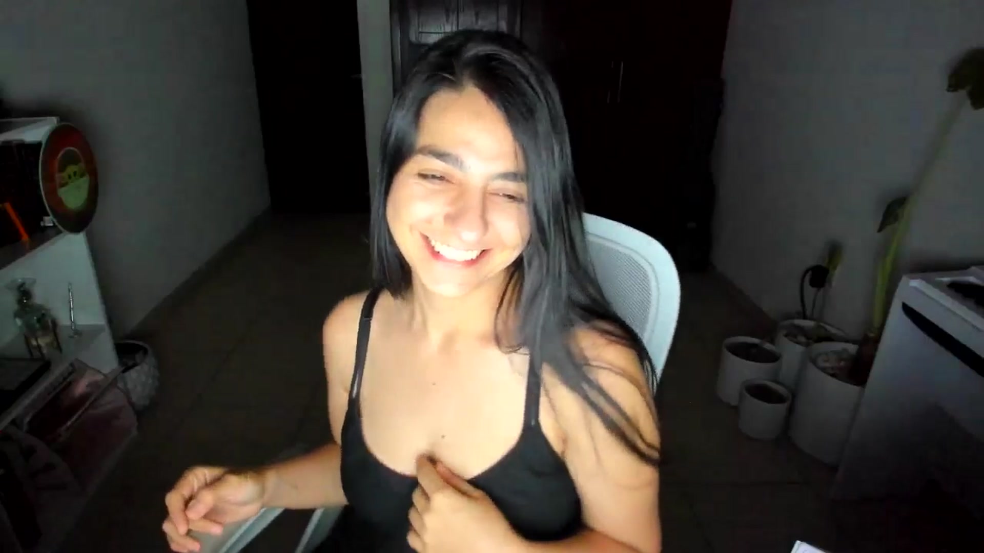Gallery image thumbnail from anarossanna's myfreecams stream on, 07/12/2025, 03:36 image 16 of 20