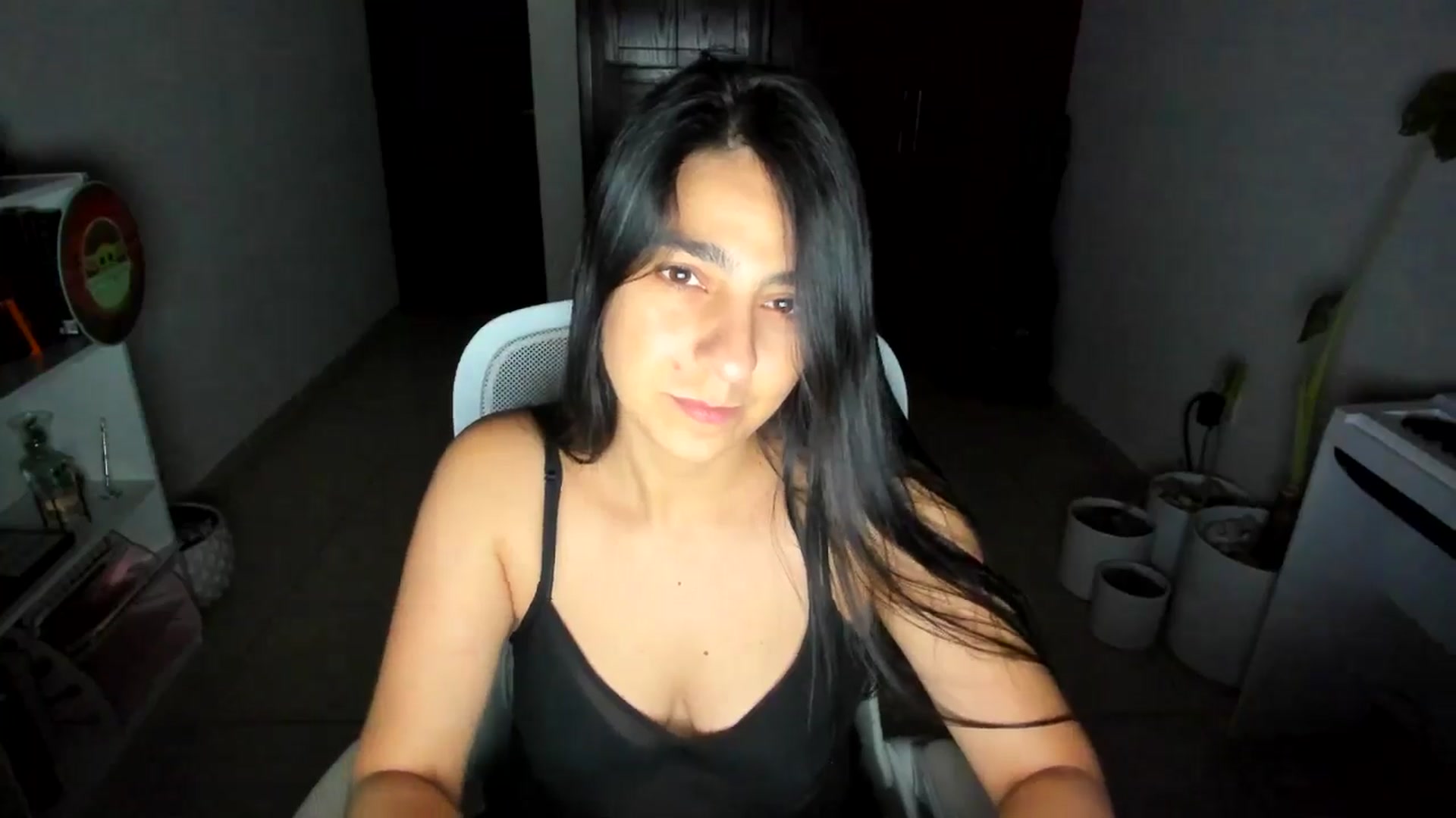 Gallery image thumbnail from anarossanna's myfreecams stream on, 07/12/2025, 03:36 image 2 of 20