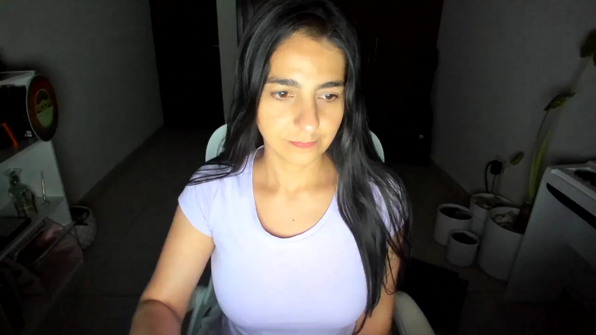 Gallery image thumbnail from anarossanna's myfreecams stream on, 07/16/2025, 03:44 image 20 of 20