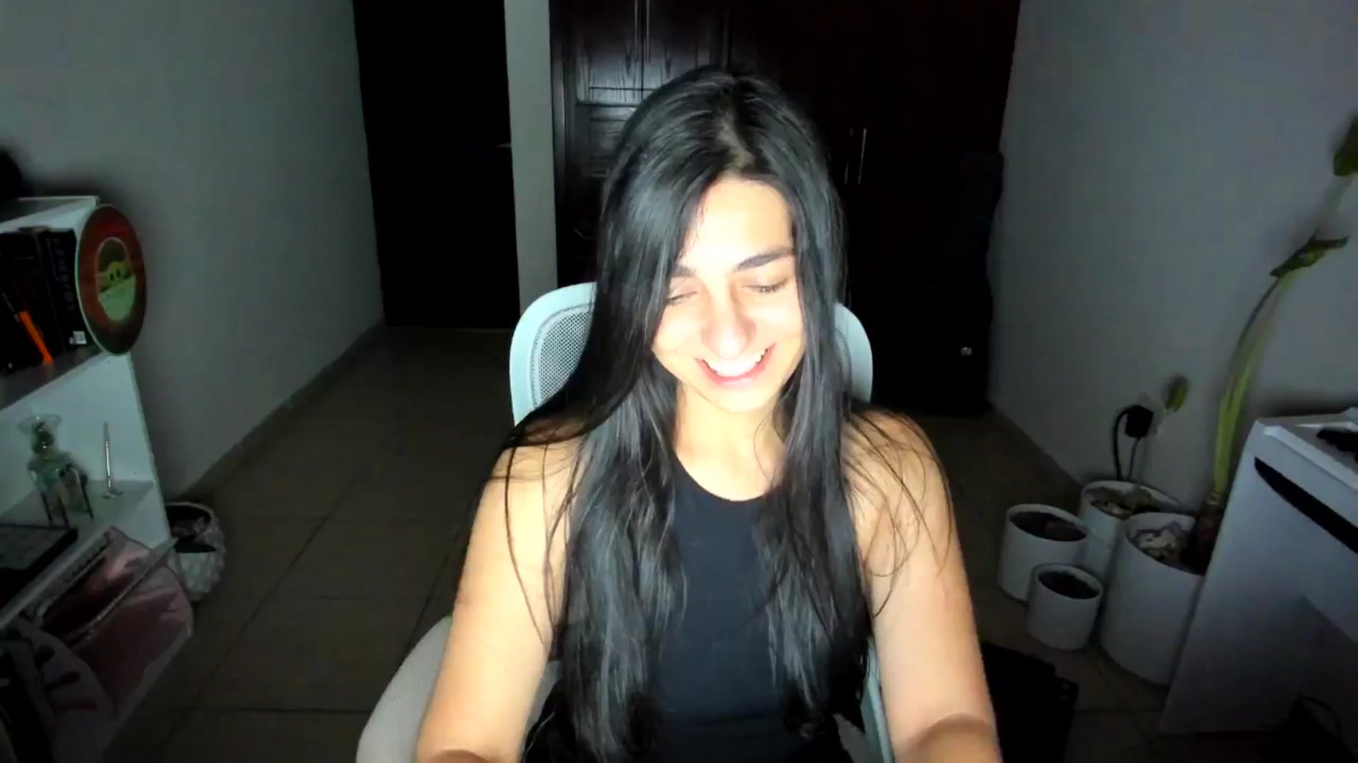 Gallery image thumbnail from anarossanna's myfreecams stream on, 07/18/2025, 03:45 image 18 of 20