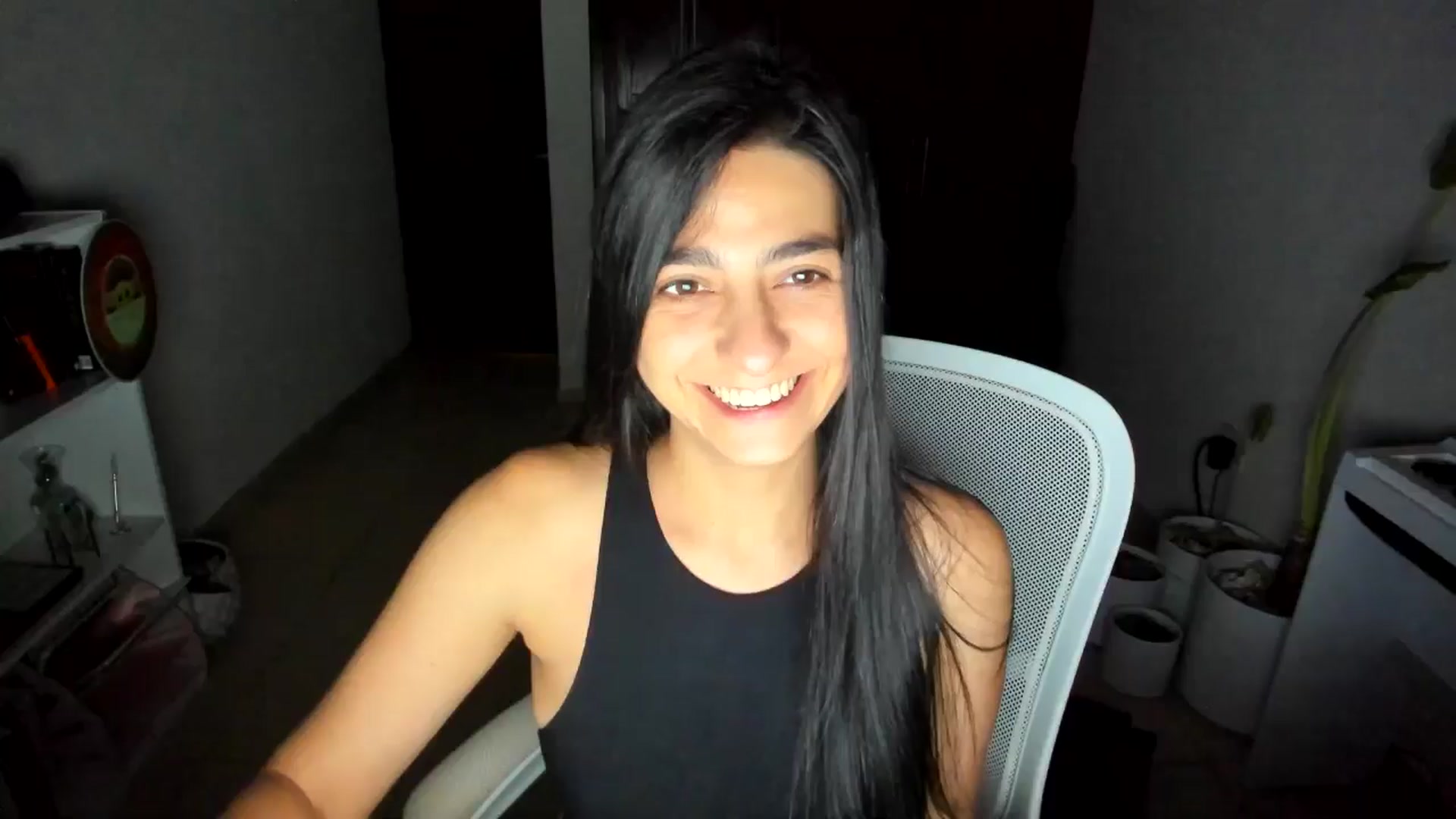 Gallery image thumbnail from anarossanna's myfreecams stream on, 07/18/2025, 03:45 image 1 of 20