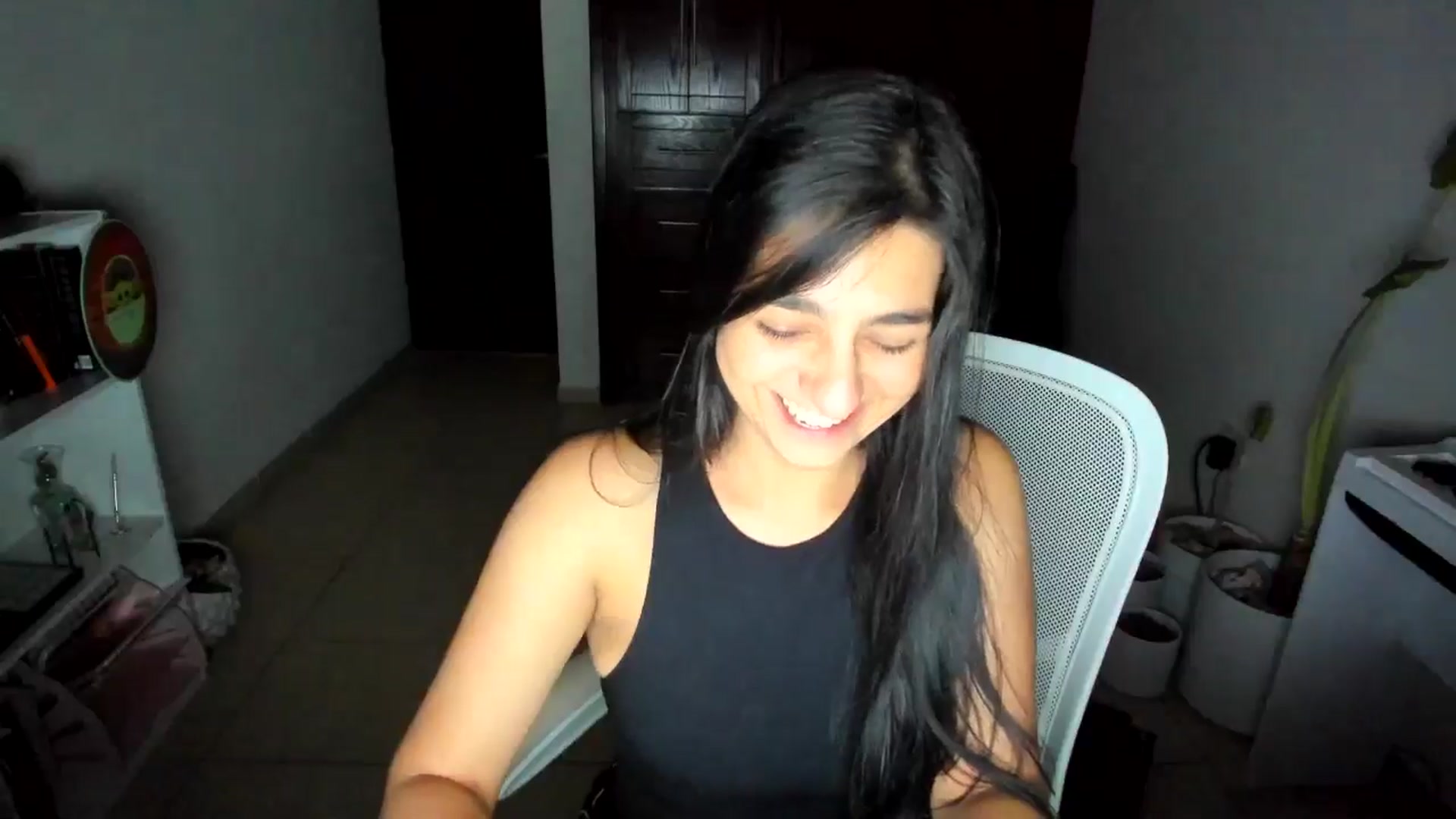 Gallery image thumbnail from anarossanna's myfreecams stream on, 07/18/2025, 03:45 image 6 of 20