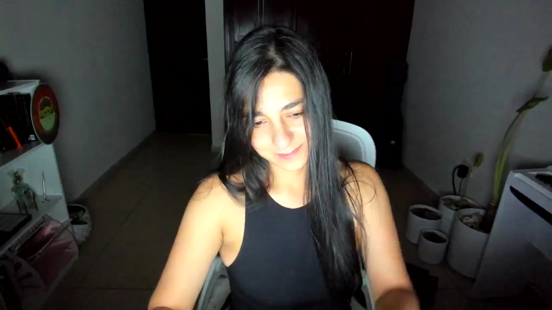 Gallery image thumbnail from anarossanna's myfreecams stream on, 07/18/2025, 03:45 image 16 of 20