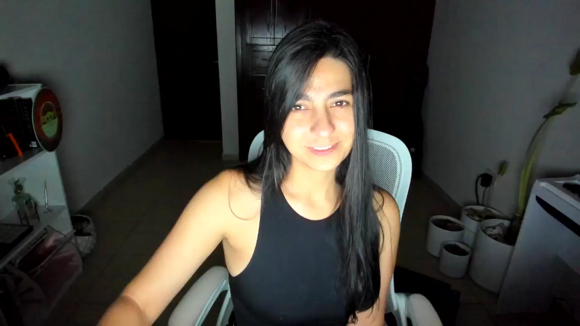 Gallery image thumbnail from anarossanna's myfreecams stream on, 07/18/2025, 03:45 image 11 of 20