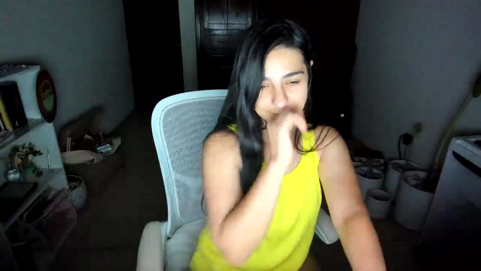 Gallery image thumbnail from anarossanna's myfreecams stream on, 08/06/2025, 03:22 image 20 of 20