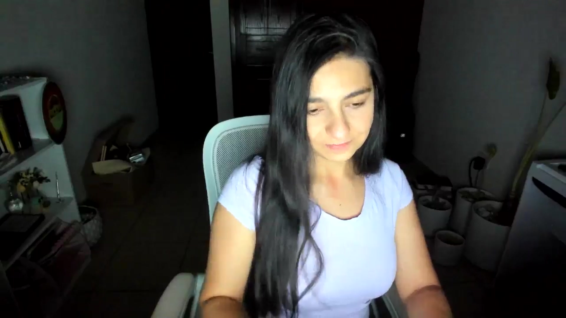Gallery image thumbnail from anarossanna's myfreecams stream on, 08/07/2025, 03:53 image 7 of 20