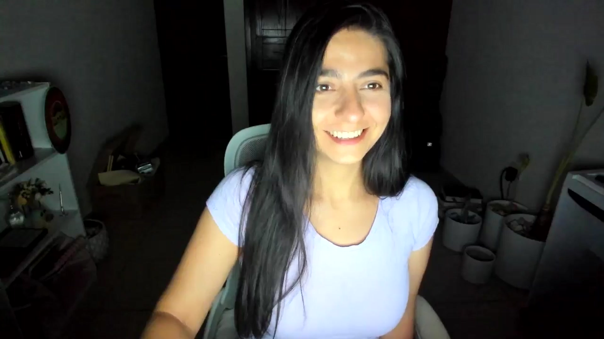 Gallery image thumbnail from anarossanna's myfreecams stream on, 08/07/2025, 03:53 image 5 of 20