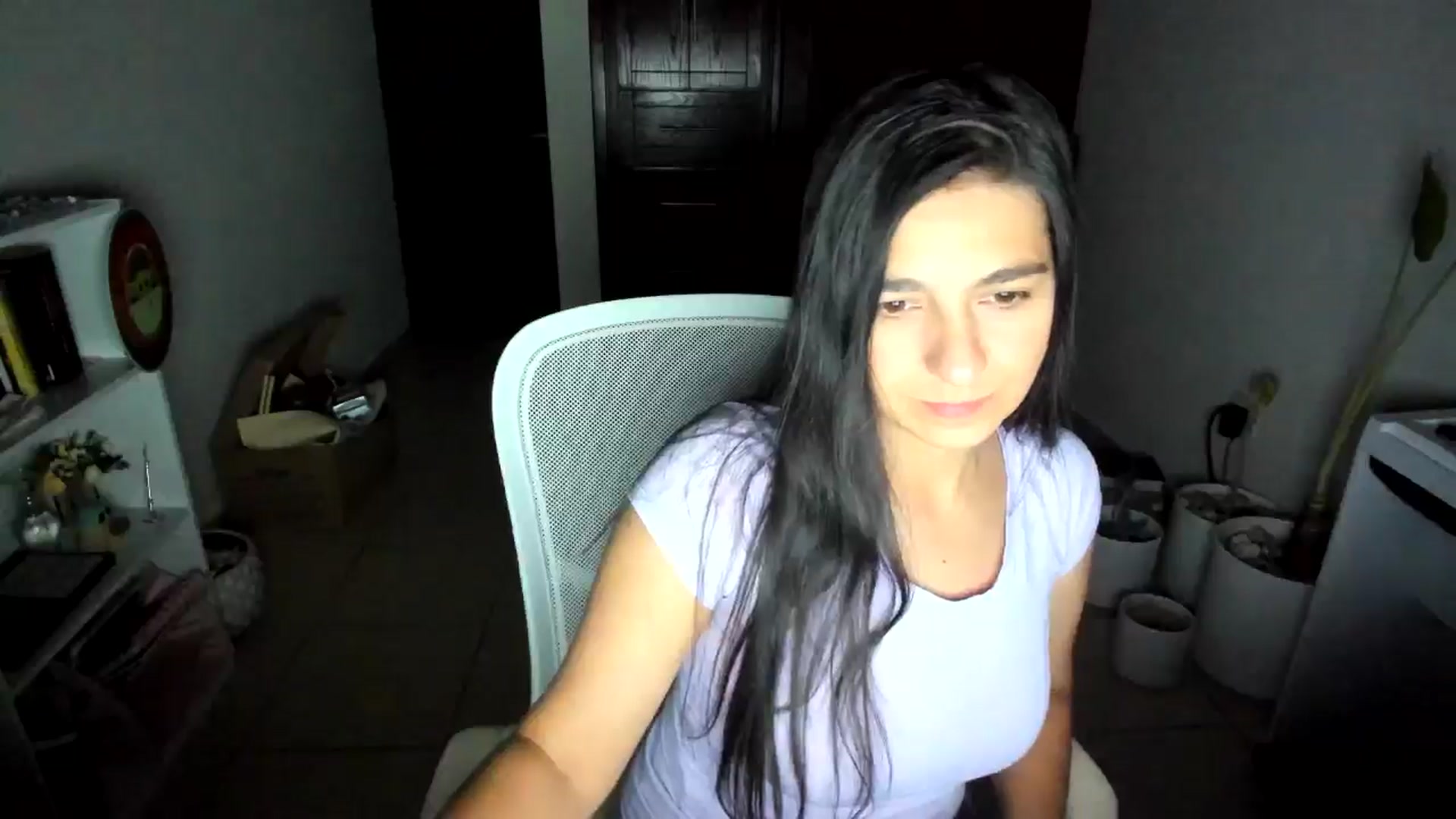 Gallery image thumbnail from anarossanna's myfreecams stream on, 08/07/2025, 03:53 image 20 of 20