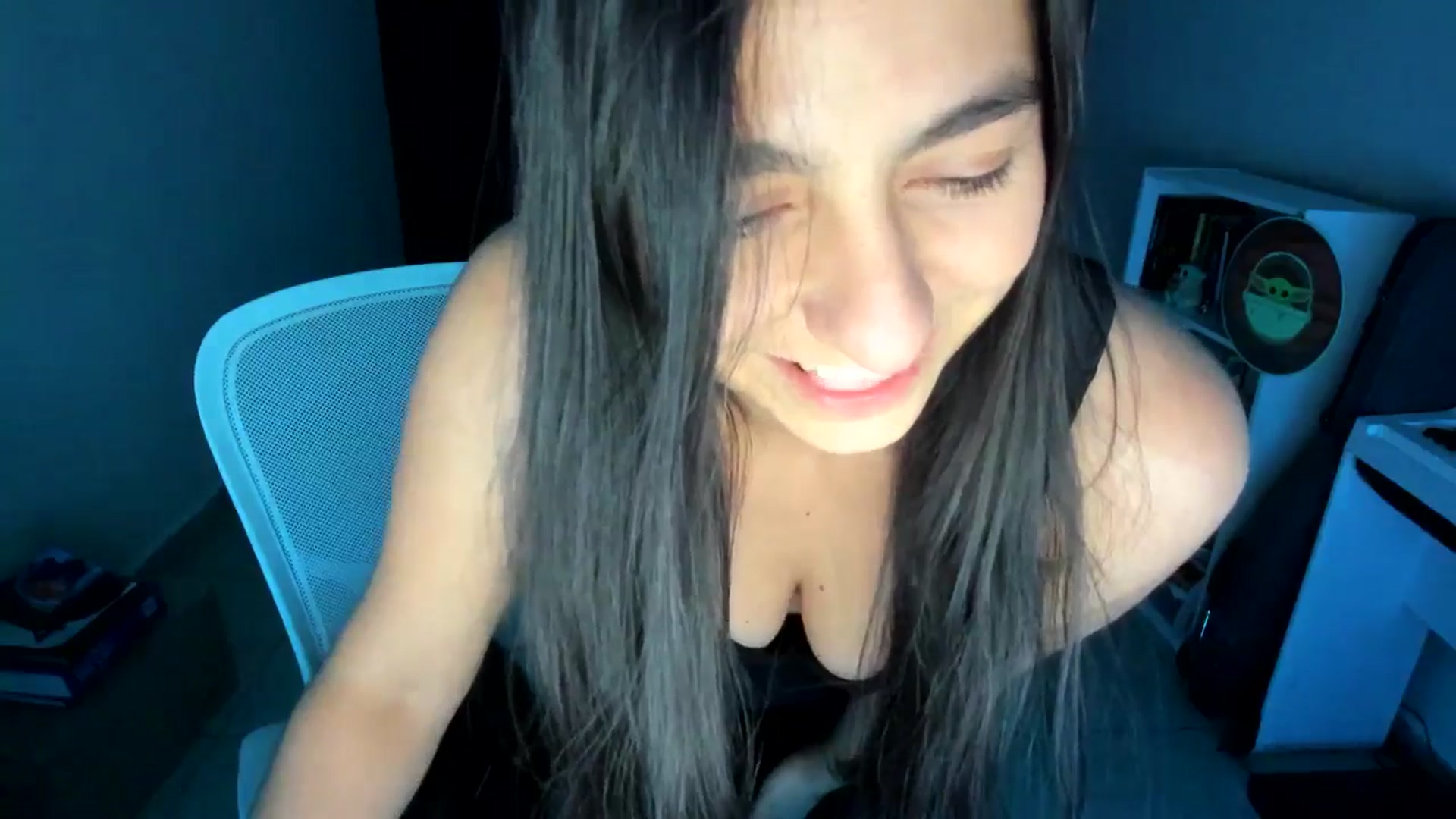 Gallery image thumbnail from anarossanna's myfreecams stream on, 08/24/2025, 03:18 image 13 of 20