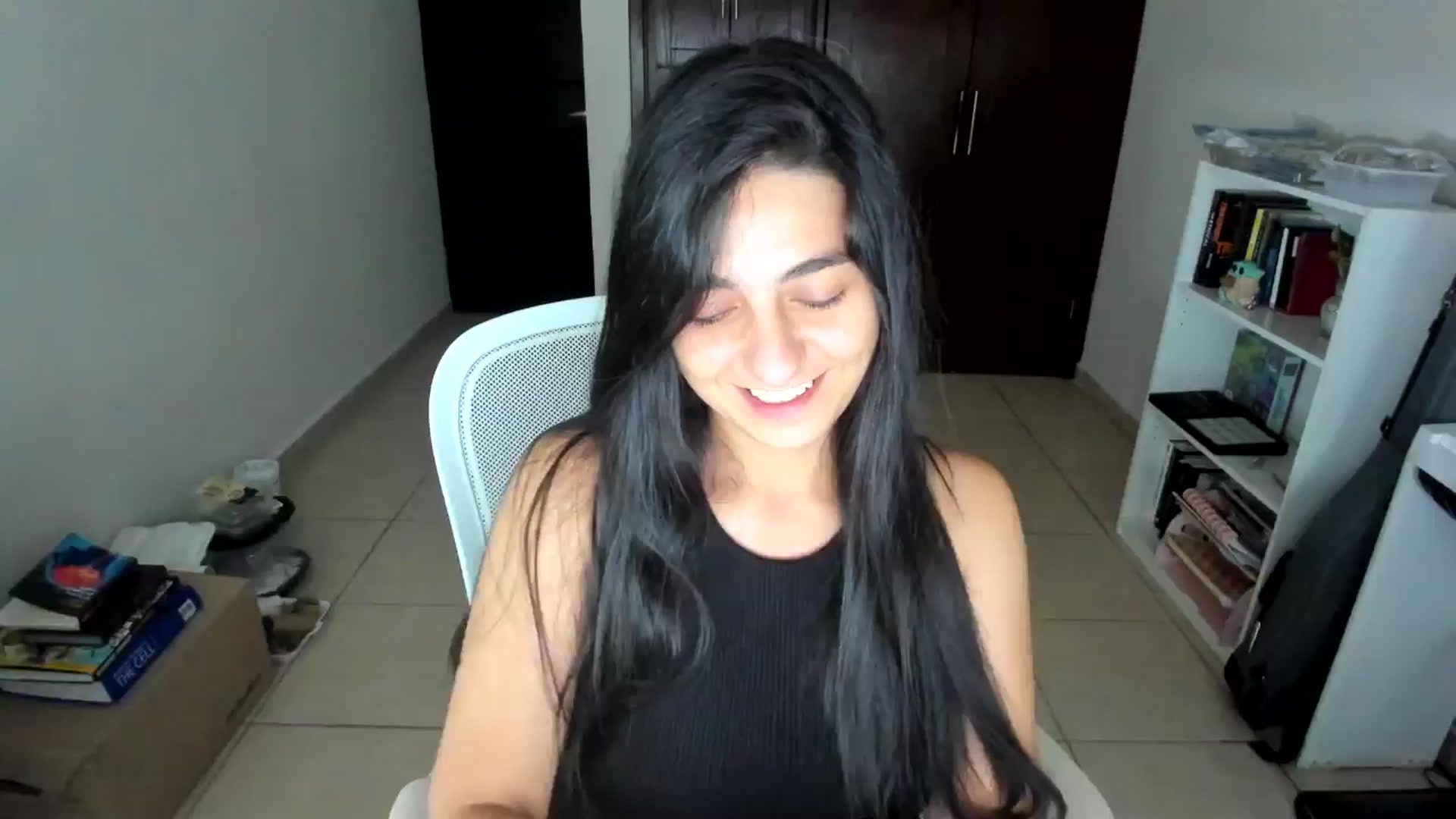 Gallery image thumbnail from anarossanna's myfreecams stream on, 09/03/2025, 03:29 image 3 of 20