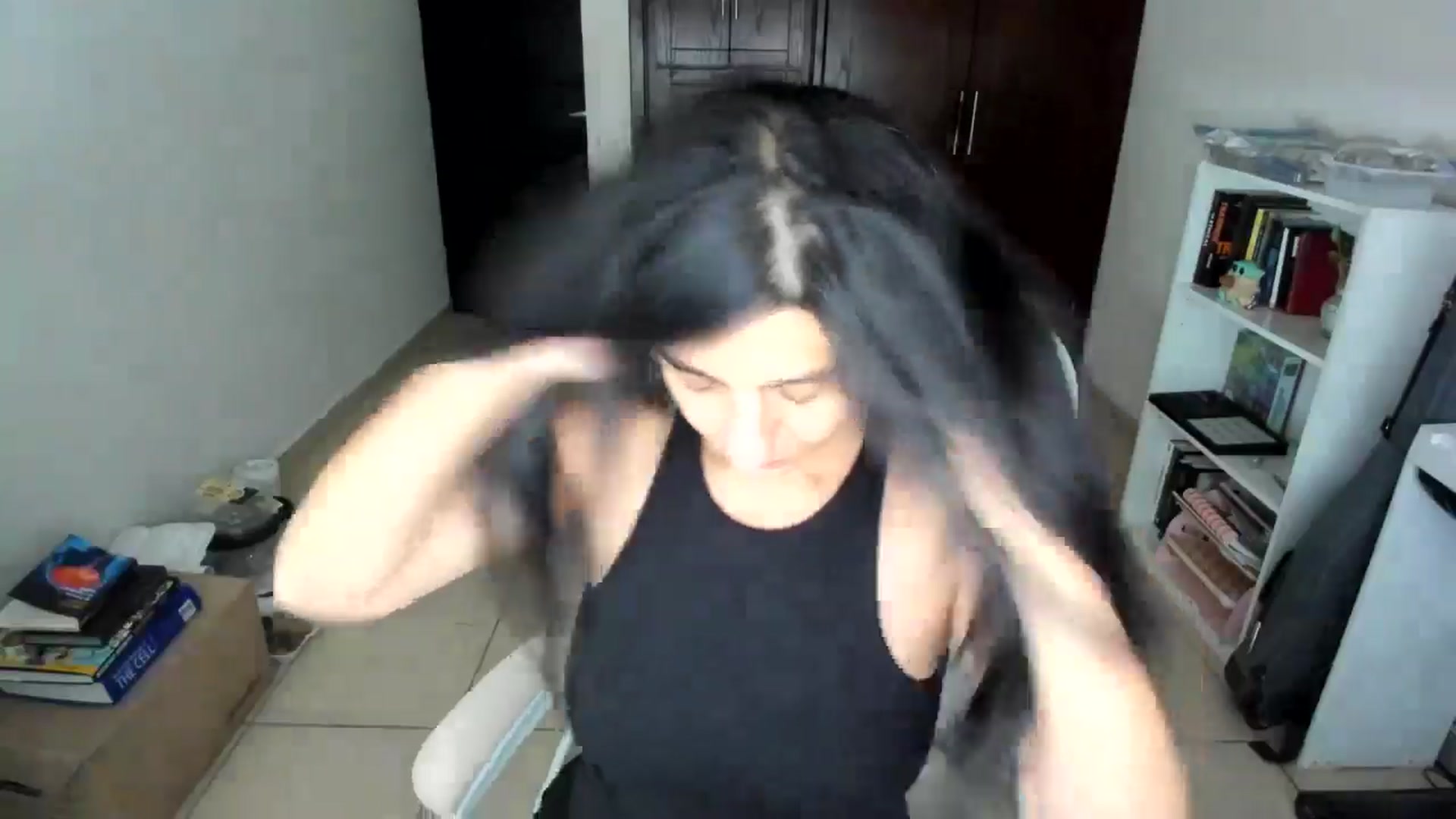 Gallery image thumbnail from anarossanna's myfreecams stream on, 09/03/2025, 03:29 image 11 of 20