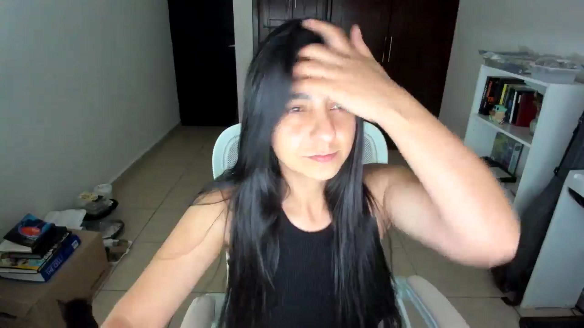 Gallery image thumbnail from anarossanna's myfreecams stream on, 09/03/2025, 03:29 image 8 of 20