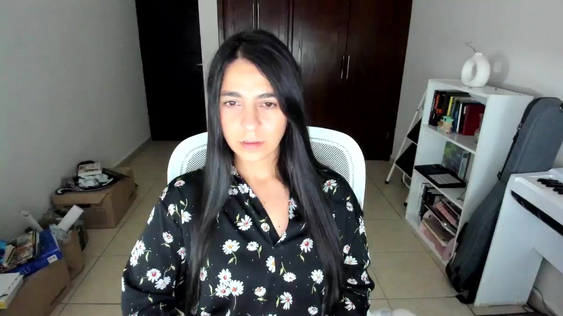 Gallery image thumbnail from anarossanna's myfreecams stream on, 10/03/2025, 02:57 image 10 of 20