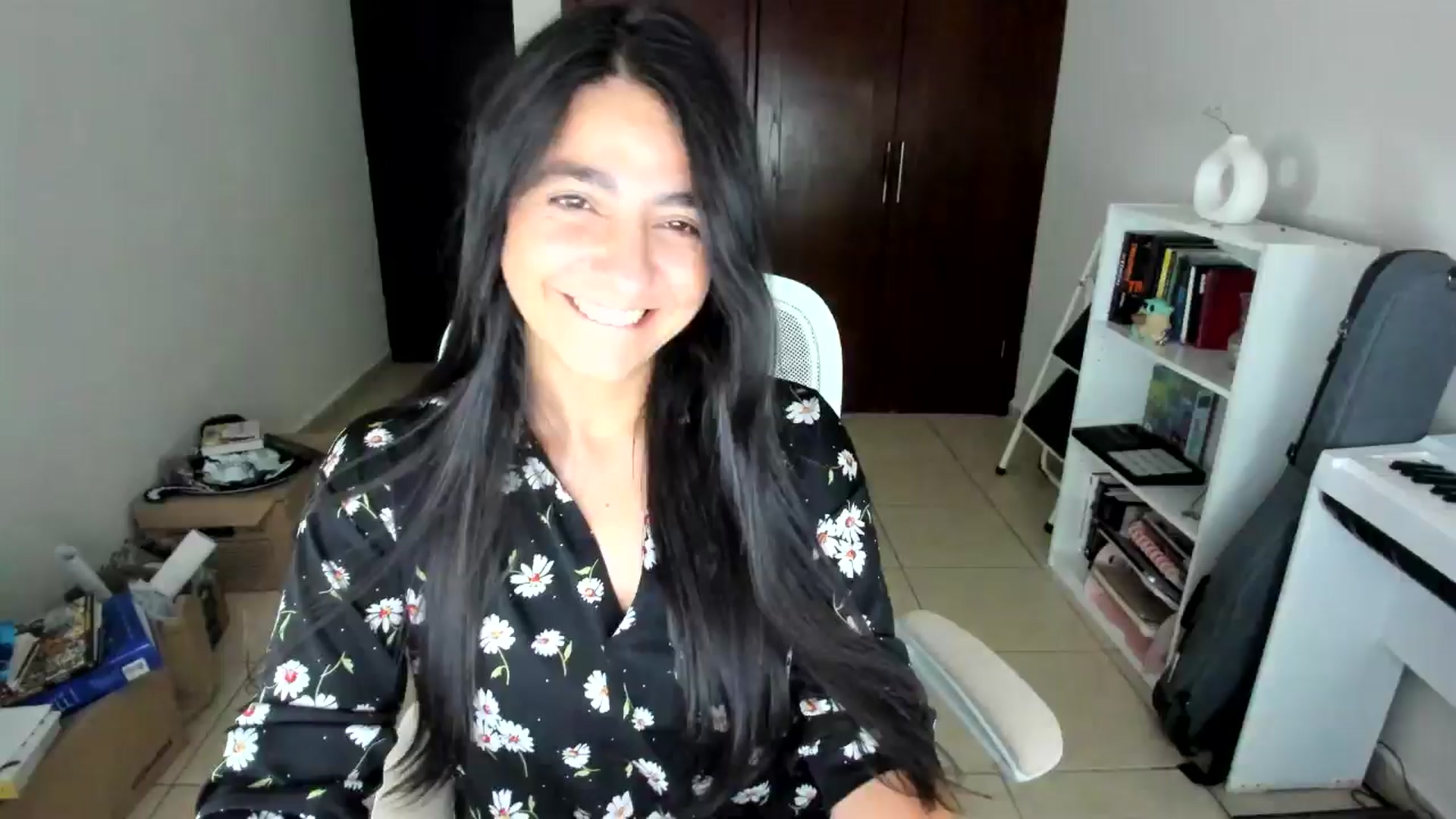 Gallery image thumbnail from anarossanna's myfreecams stream on, 10/03/2025, 02:57 image 2 of 20