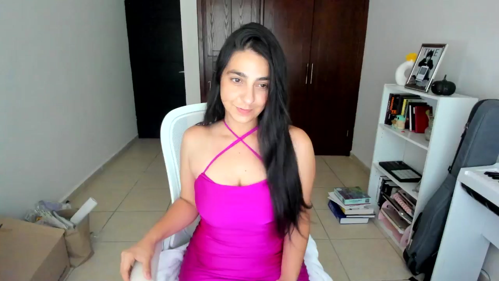 Gallery image thumbnail from anarossanna's myfreecams stream on, 10/22/2025, 23:27 image 1 of 20
