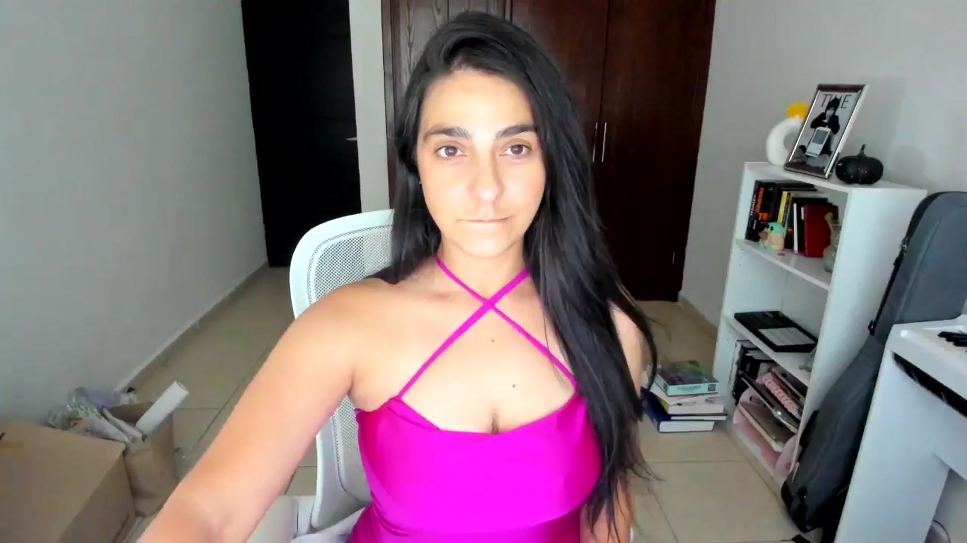 Gallery image thumbnail from anarossanna's myfreecams stream on, 10/22/2025, 23:27 image 3 of 20