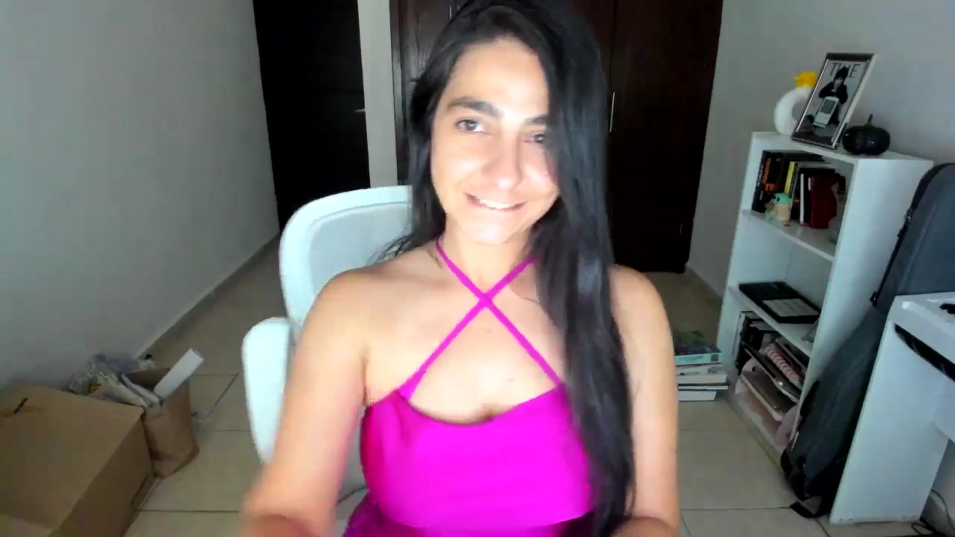 Gallery image thumbnail from anarossanna's myfreecams stream on, 10/23/2025, 24:19 image 18 of 20