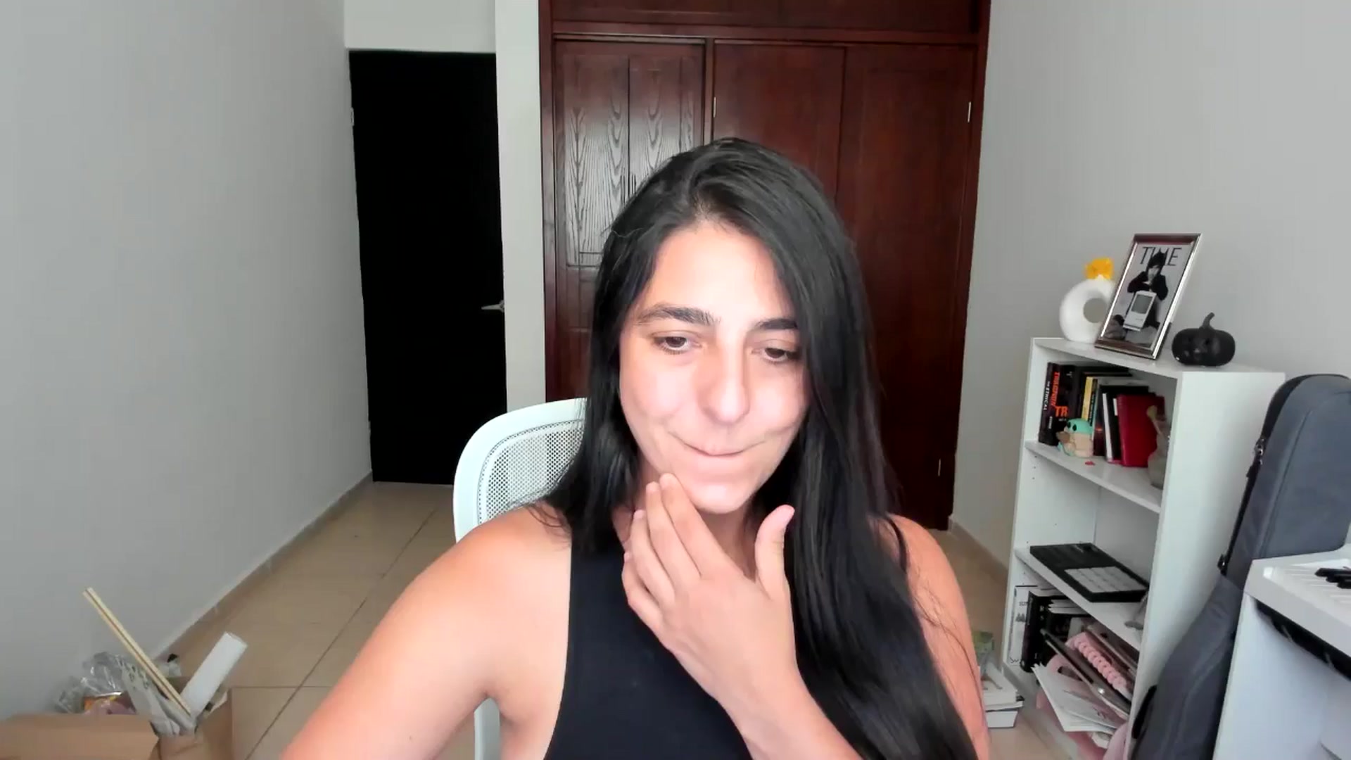 Gallery image thumbnail from anarossanna's myfreecams stream on, 10/28/2025, 17:28 image 1 of 20