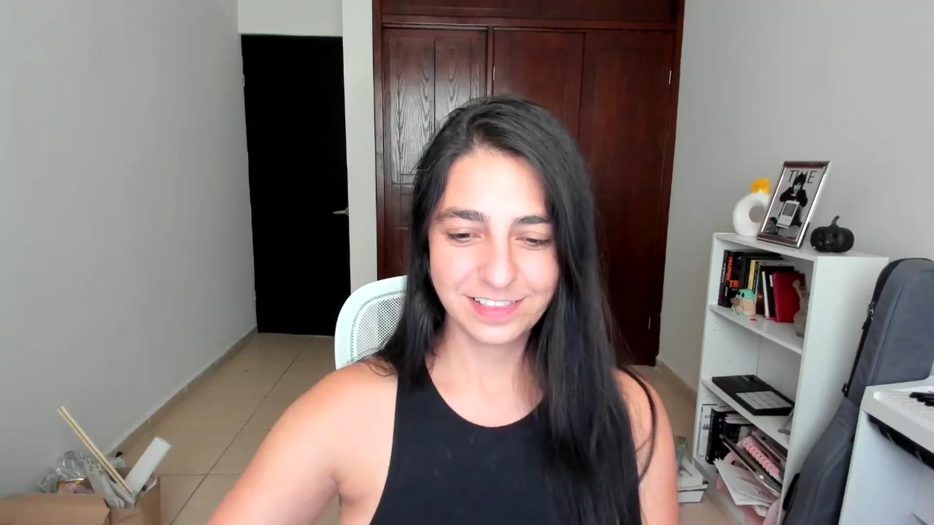 Gallery image thumbnail from anarossanna's myfreecams stream on, 10/28/2025, 17:28 image 3 of 20