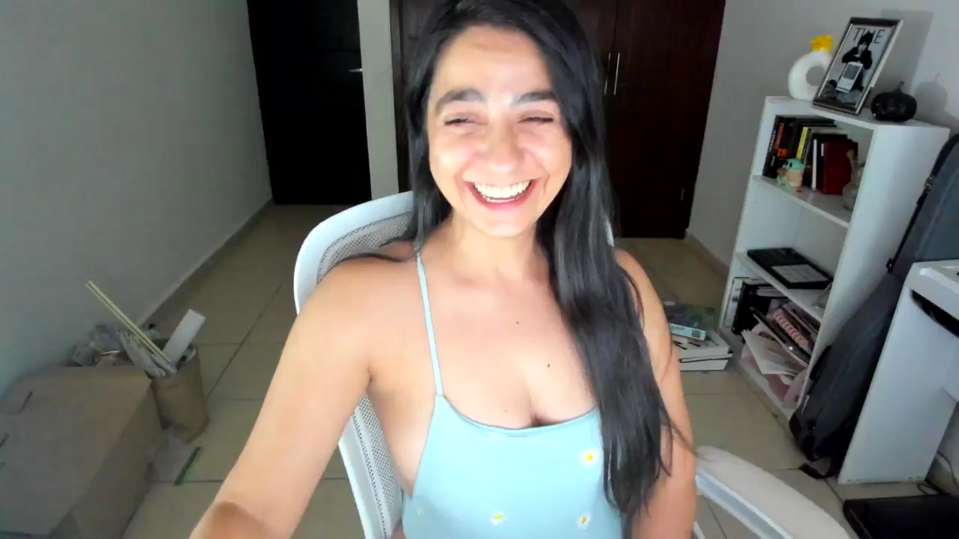 Gallery image thumbnail from anarossanna's myfreecams stream on, 10/29/2025, 02:39 image 9 of 20