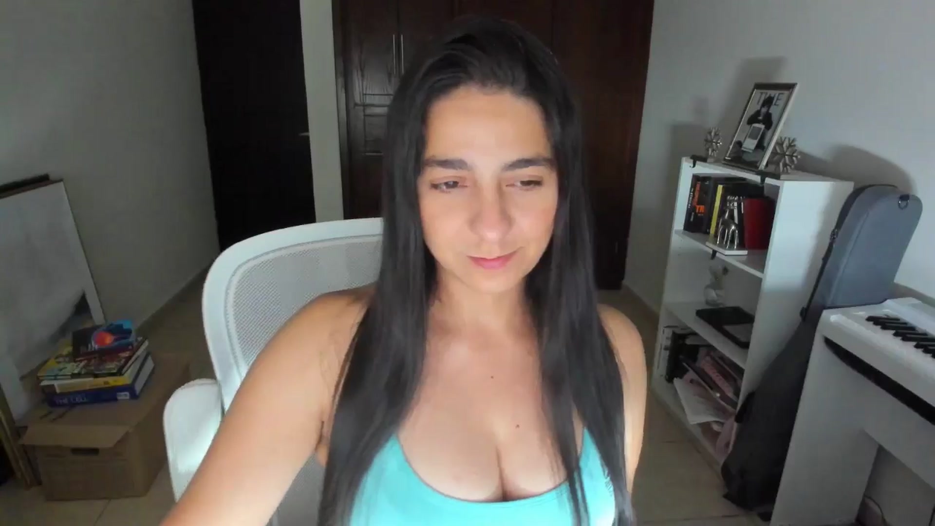 Gallery image thumbnail from anarossanna's myfreecams stream on, 11/28/2025, 05:55 image 2 of 20