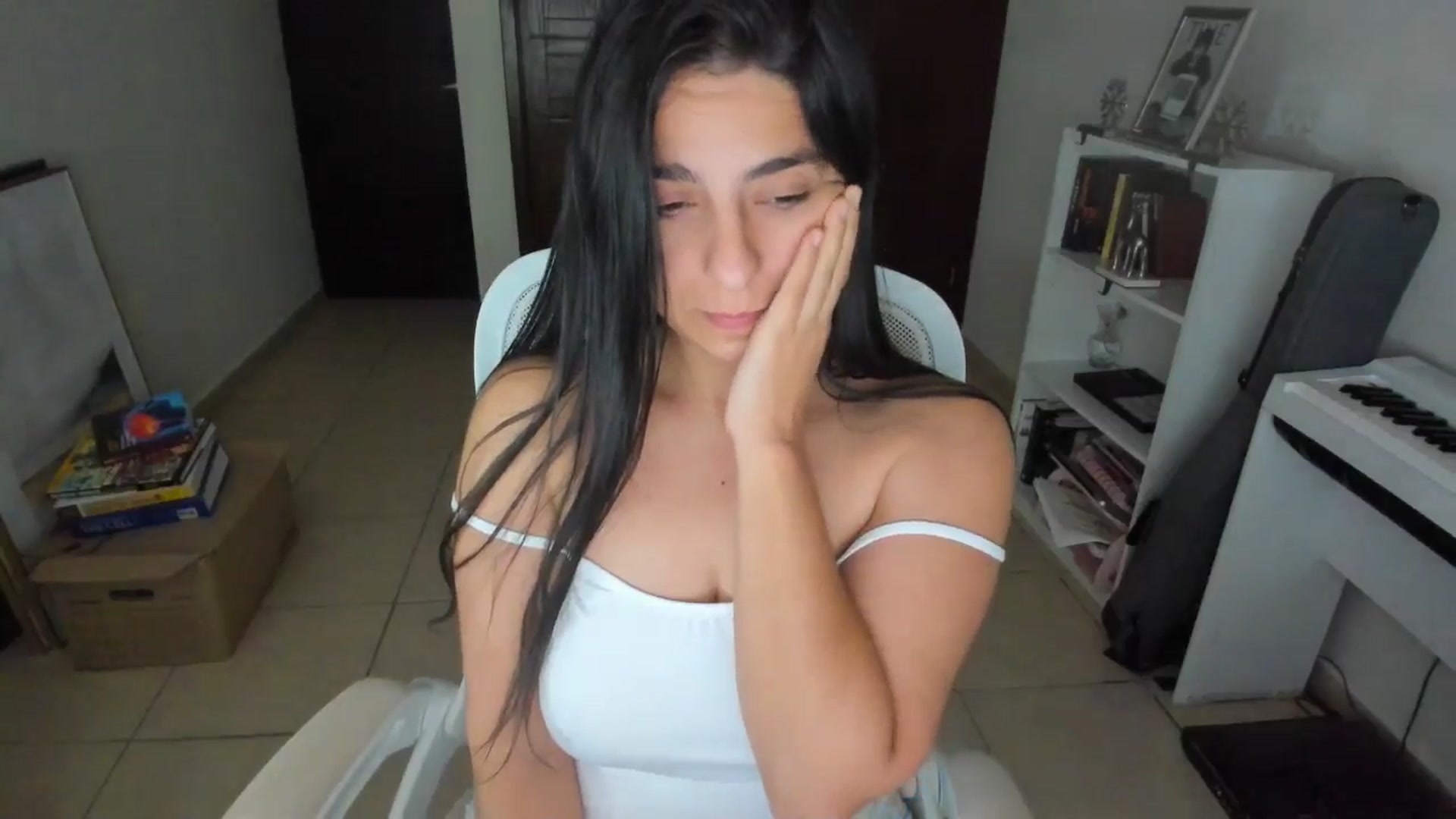 Gallery image thumbnail from anarossanna's myfreecams stream on, 11/29/2025, 06:43 image 16 of 20