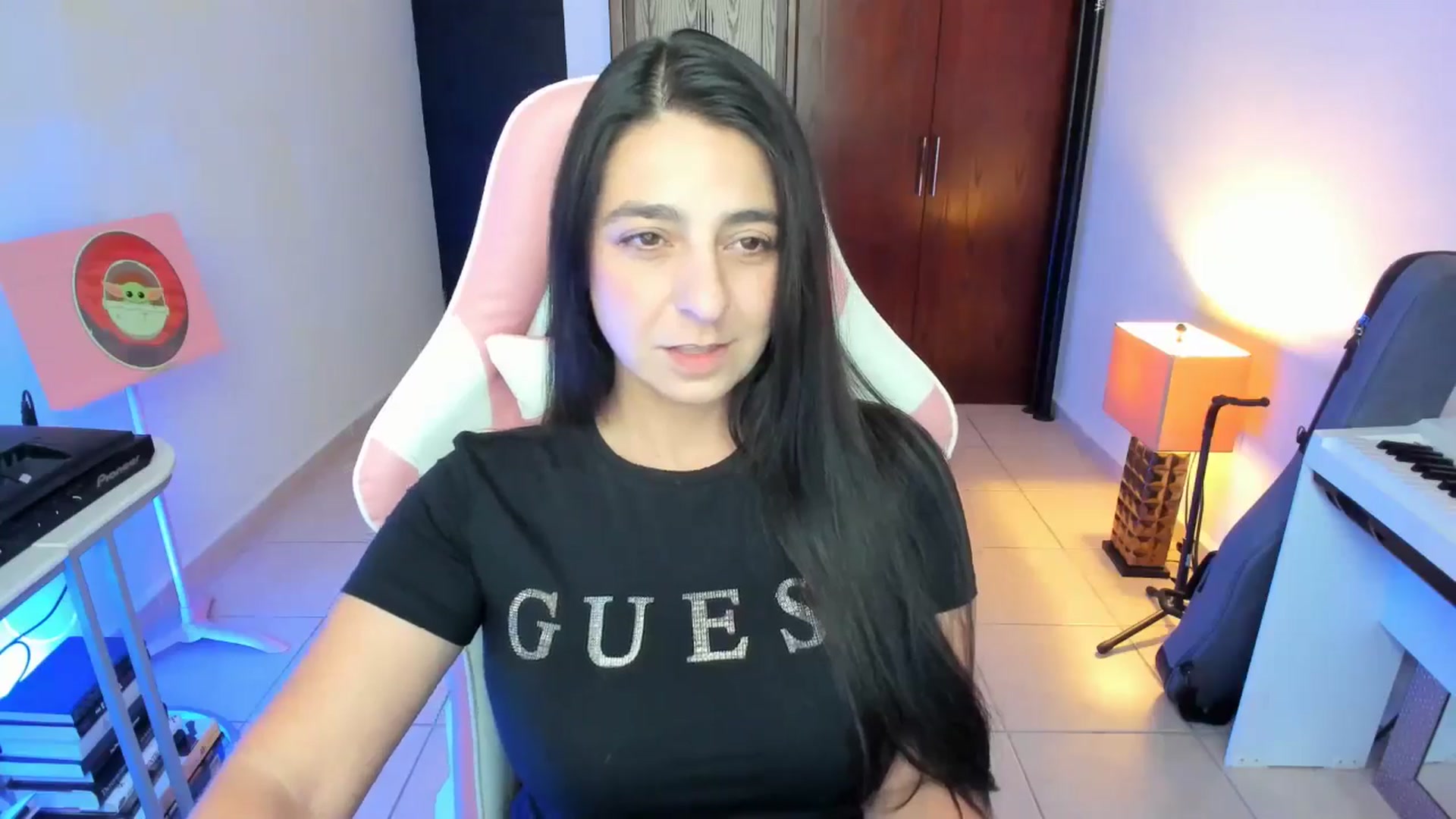 Gallery image thumbnail from anarossanna's myfreecams stream on, 01/14/2026, 19:06 image 4 of 20