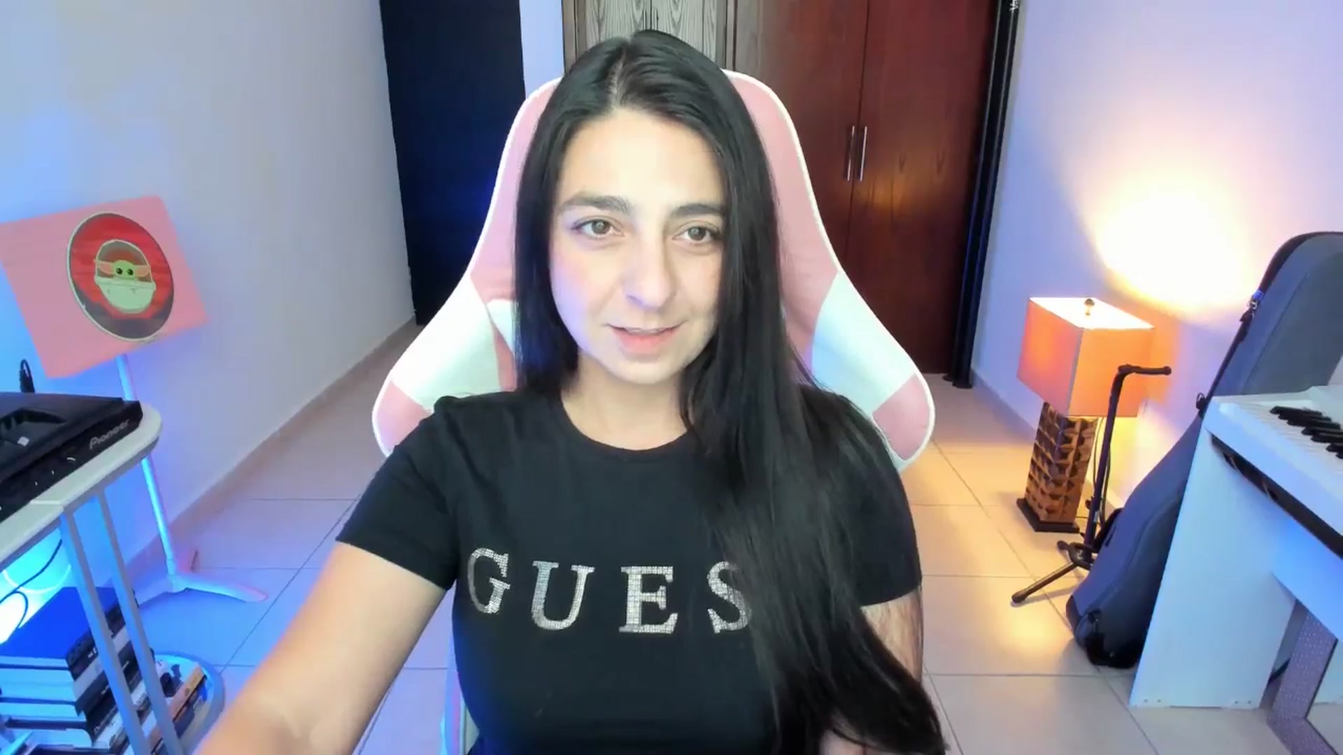 Gallery image thumbnail from anarossanna's myfreecams stream on, 01/14/2026, 19:06 image 5 of 20