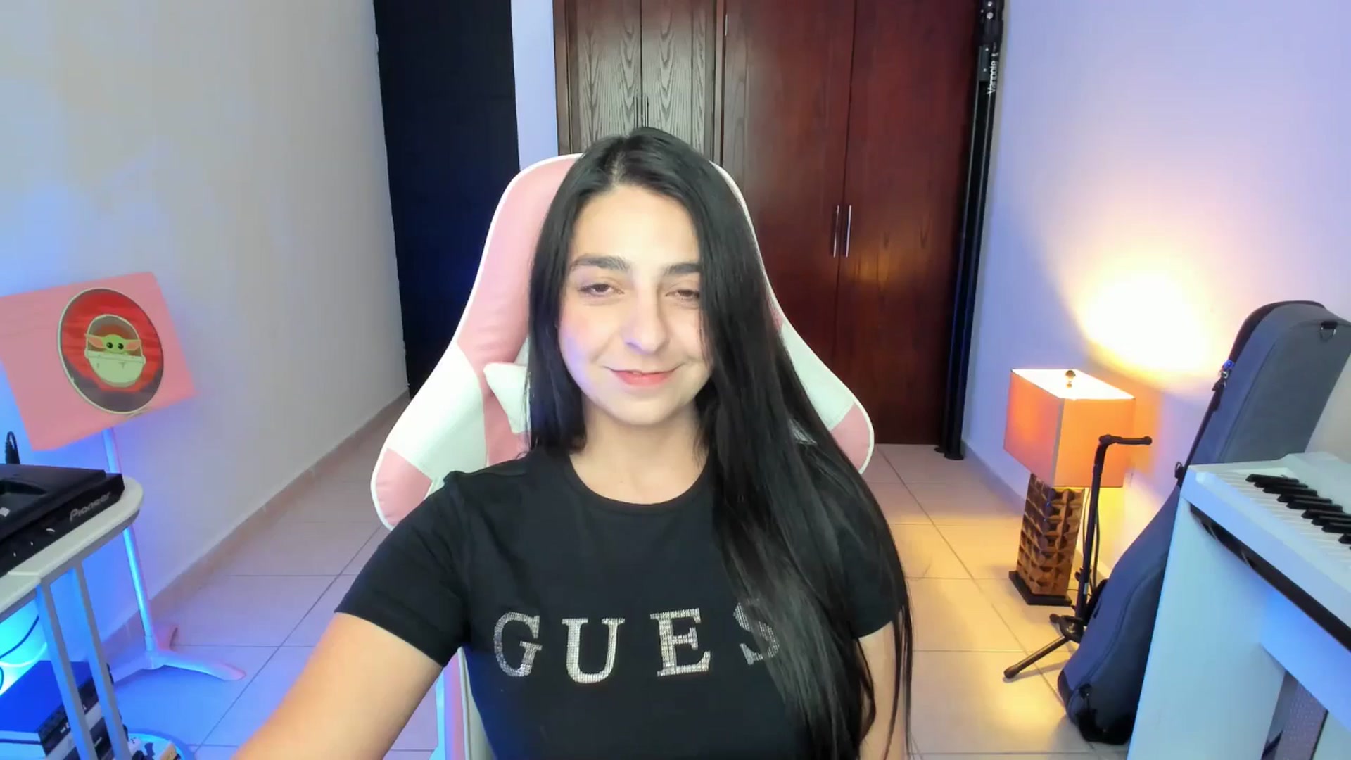 Gallery image thumbnail from anarossanna's myfreecams stream on, 01/14/2026, 19:06 image 13 of 20