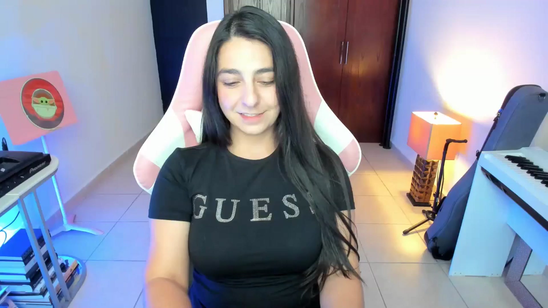 Gallery image thumbnail from anarossanna's myfreecams stream on, 01/14/2026, 19:06 image 14 of 20