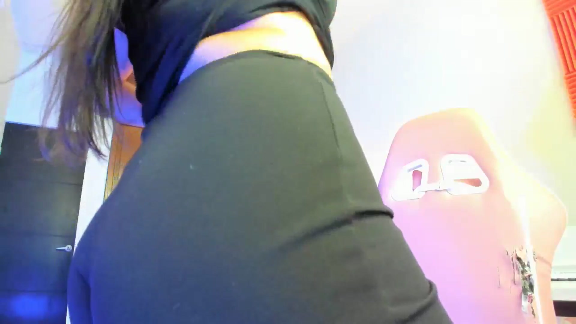 Gallery image thumbnail from anarossanna's myfreecams stream on, 01/14/2026, 19:06 image 11 of 20