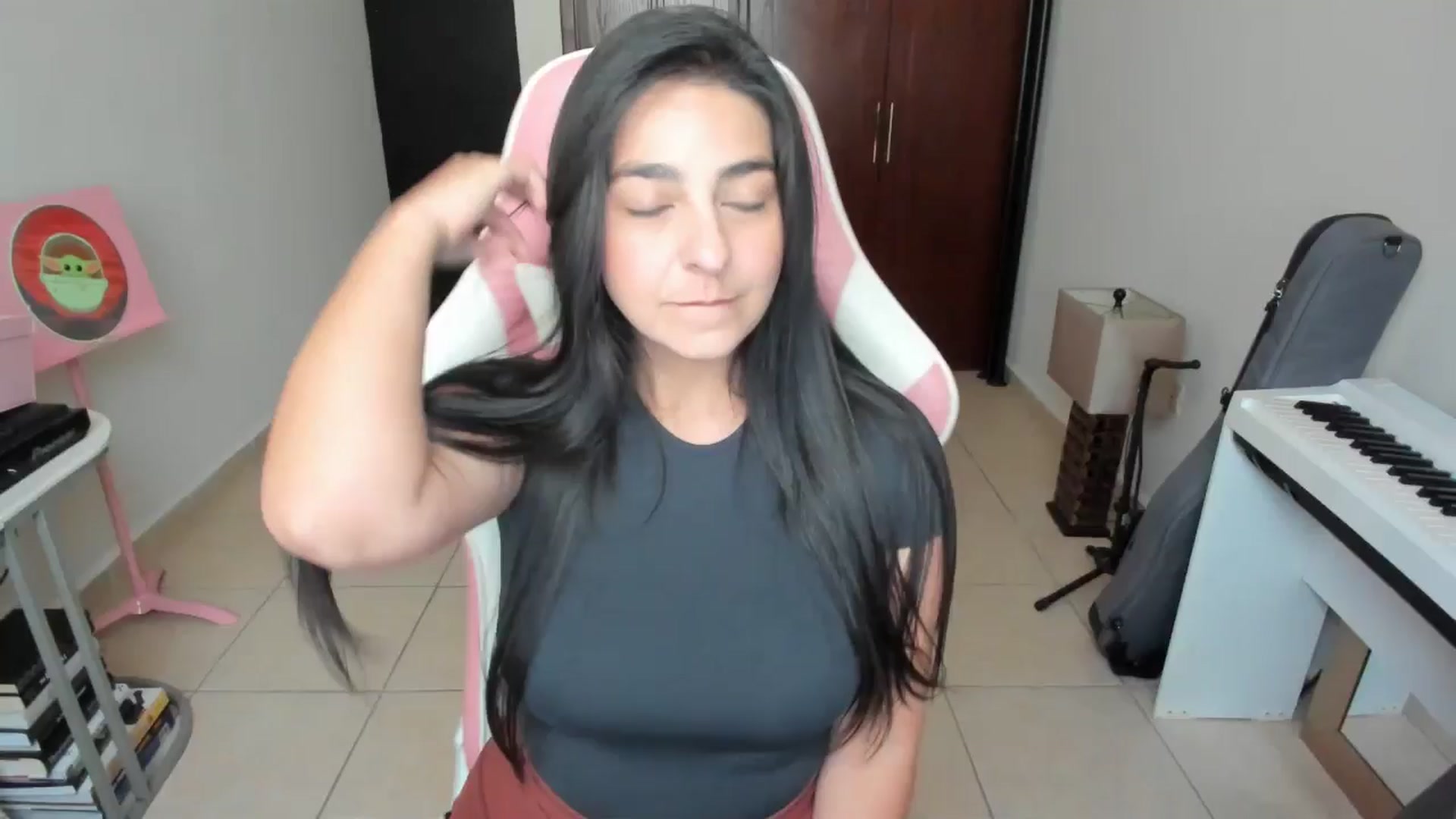 Gallery image thumbnail from anarossanna's myfreecams stream on, 01/16/2026, 19:48 image 1 of 20