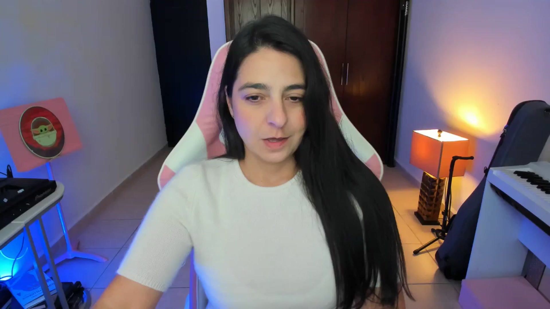Gallery image thumbnail from anarossanna's myfreecams stream on, 01/28/2026, 19:48 image 1 of 20