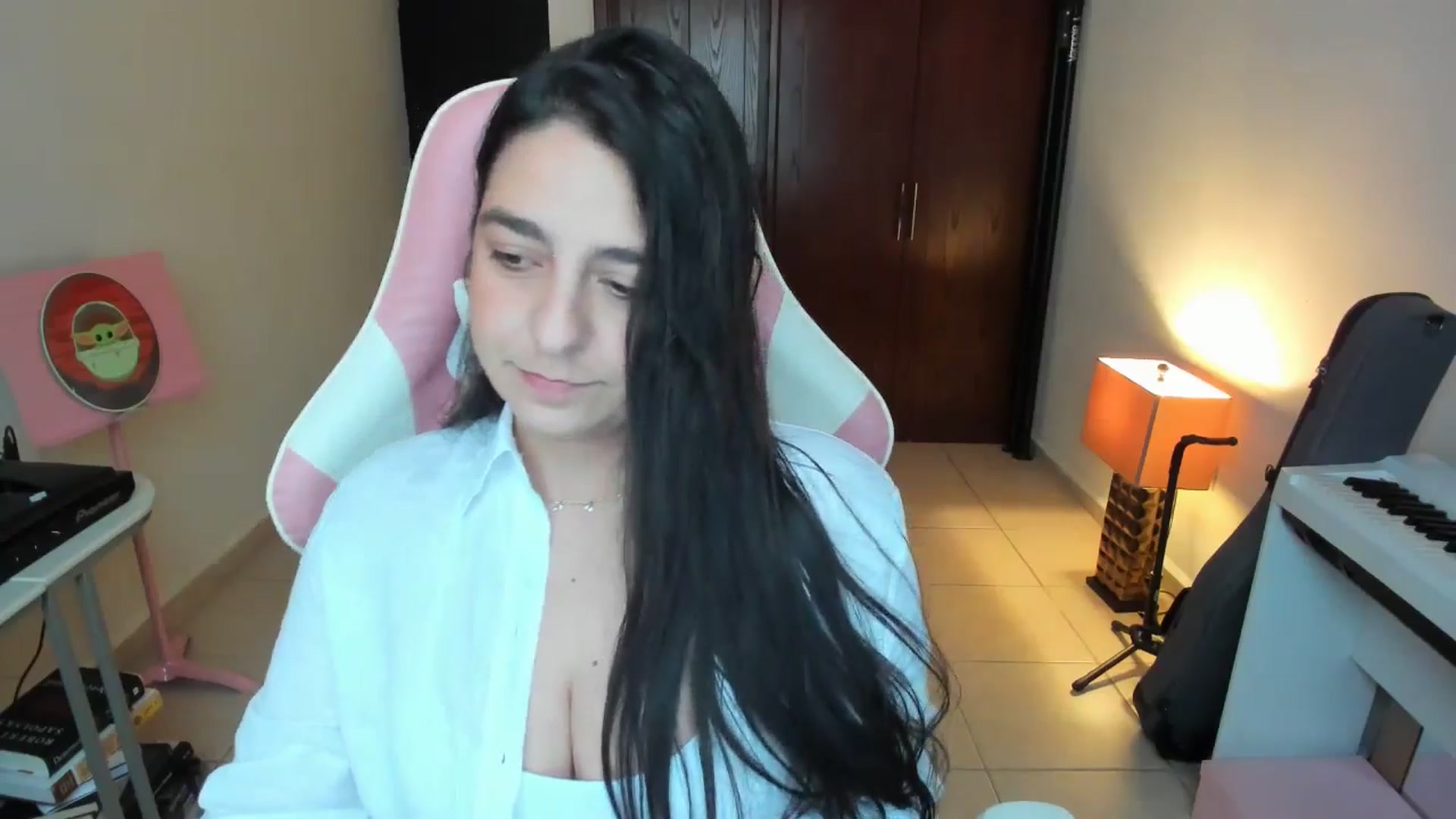 Gallery image thumbnail from anarossanna's myfreecams stream on, 02/04/2026, 19:55 image 18 of 20