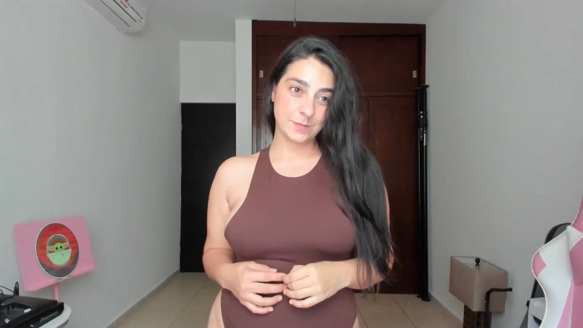 Gallery image thumbnail from anarossanna's myfreecams stream on, 02/13/2026, 19:15 image 1 of 20